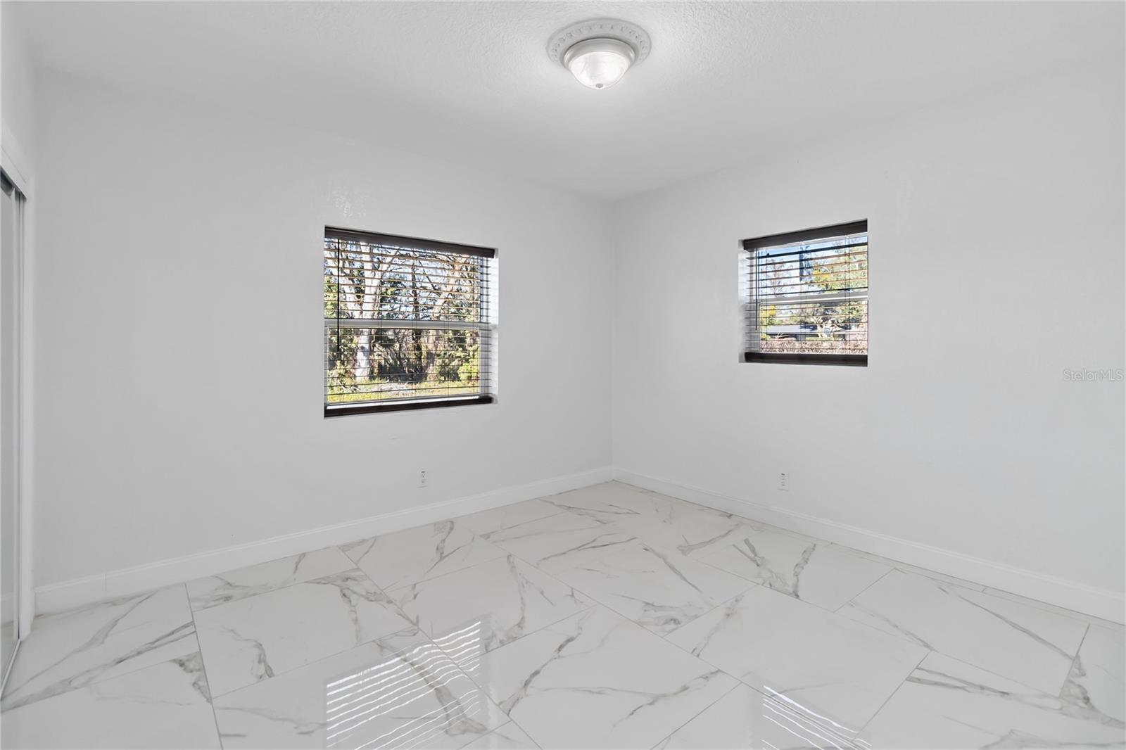 Image 17 of 28 For 4014 Heatherington Road