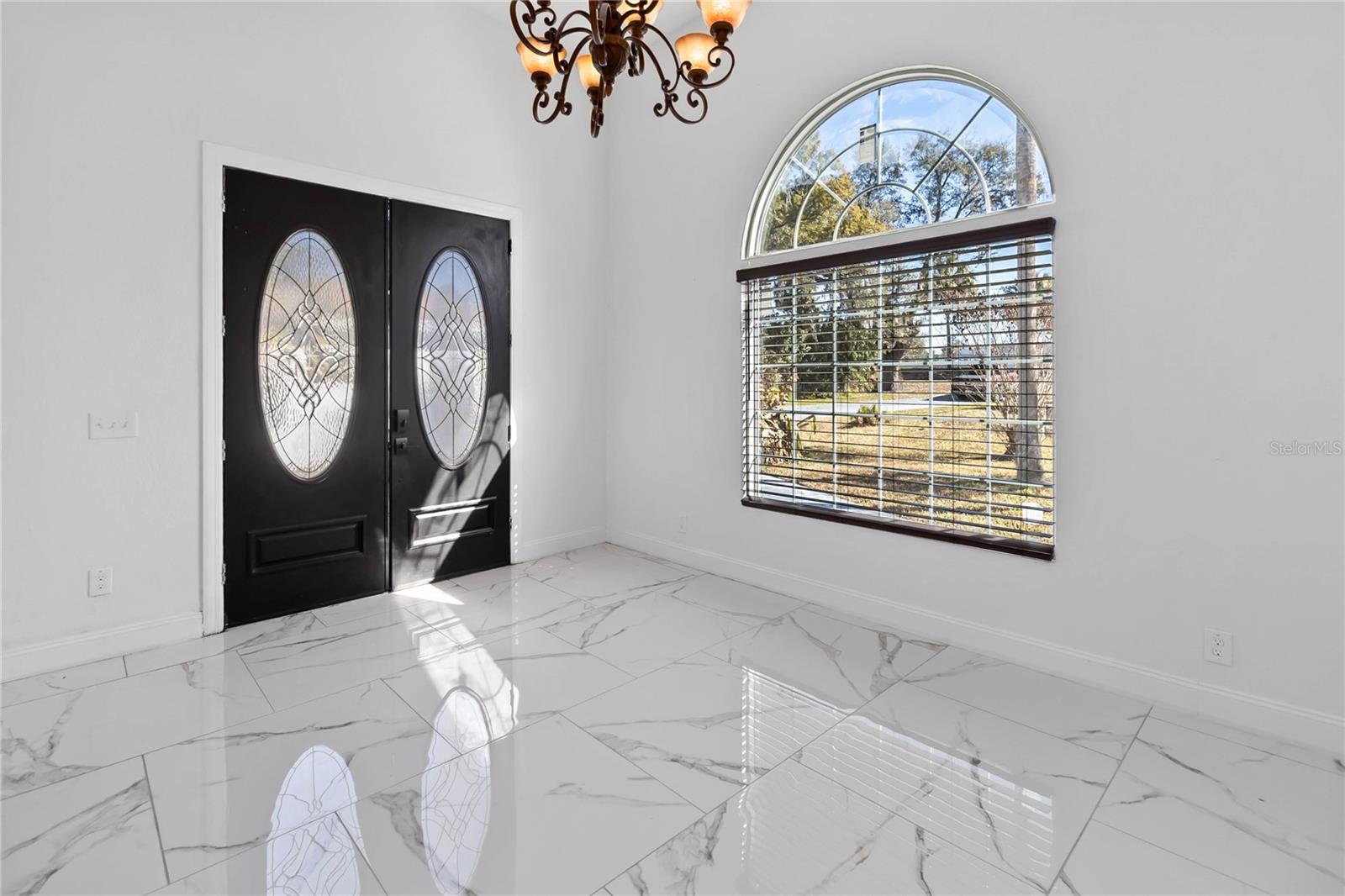 Image 7 of 28 For 4014 Heatherington Road