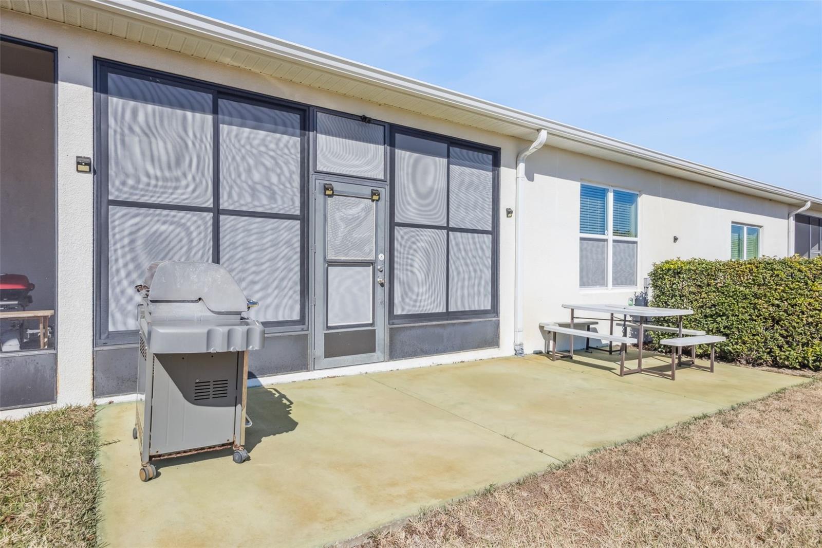 Image 16 of 22 For 2004 Winnipeg Way