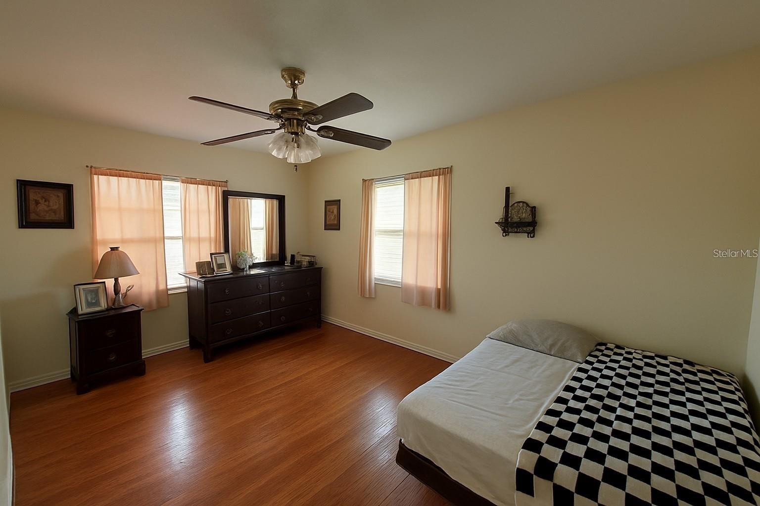 Image 18 of 18 For 448 Kansas Avenue