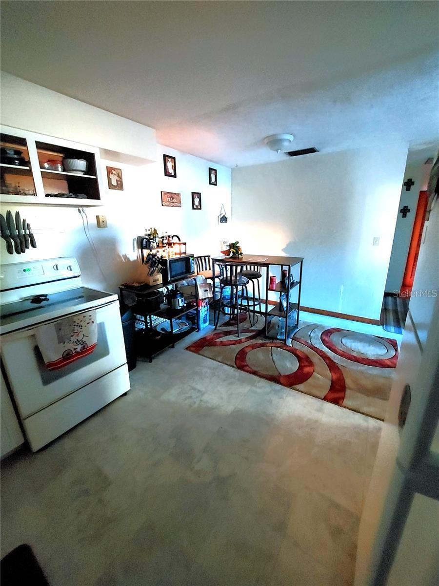 Image 4 of 18 For 448 Kansas Avenue