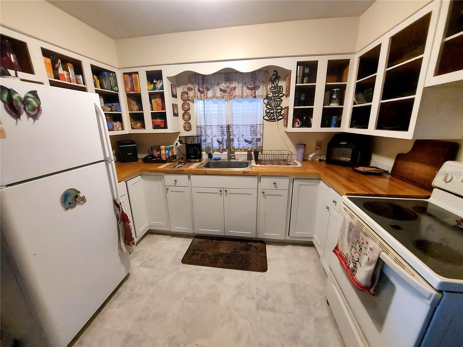 Image 5 of 18 For 448 Kansas Avenue