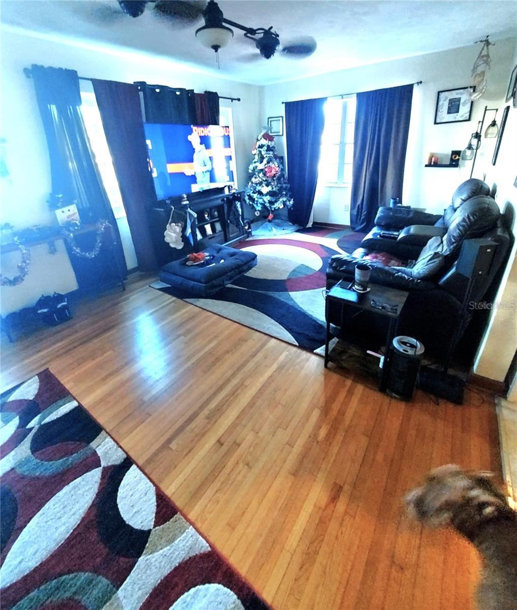 Image 8 of 18 For 448 Kansas Avenue