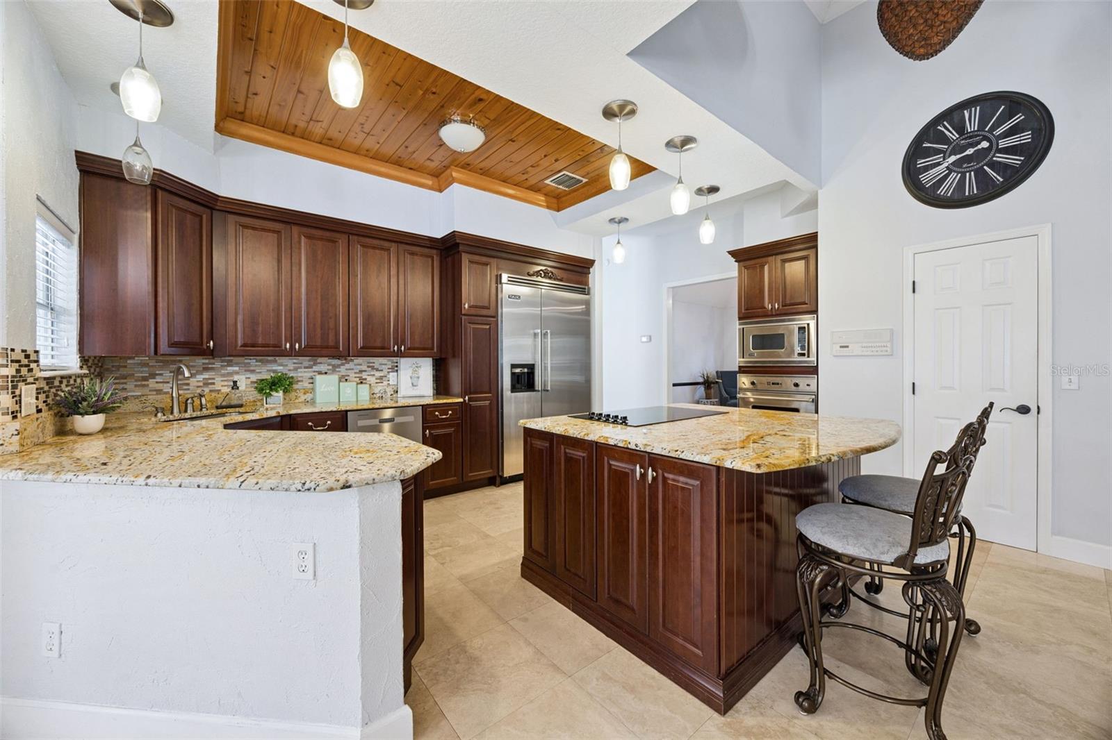 Image 23 of 53 For 8535 Summerville Place