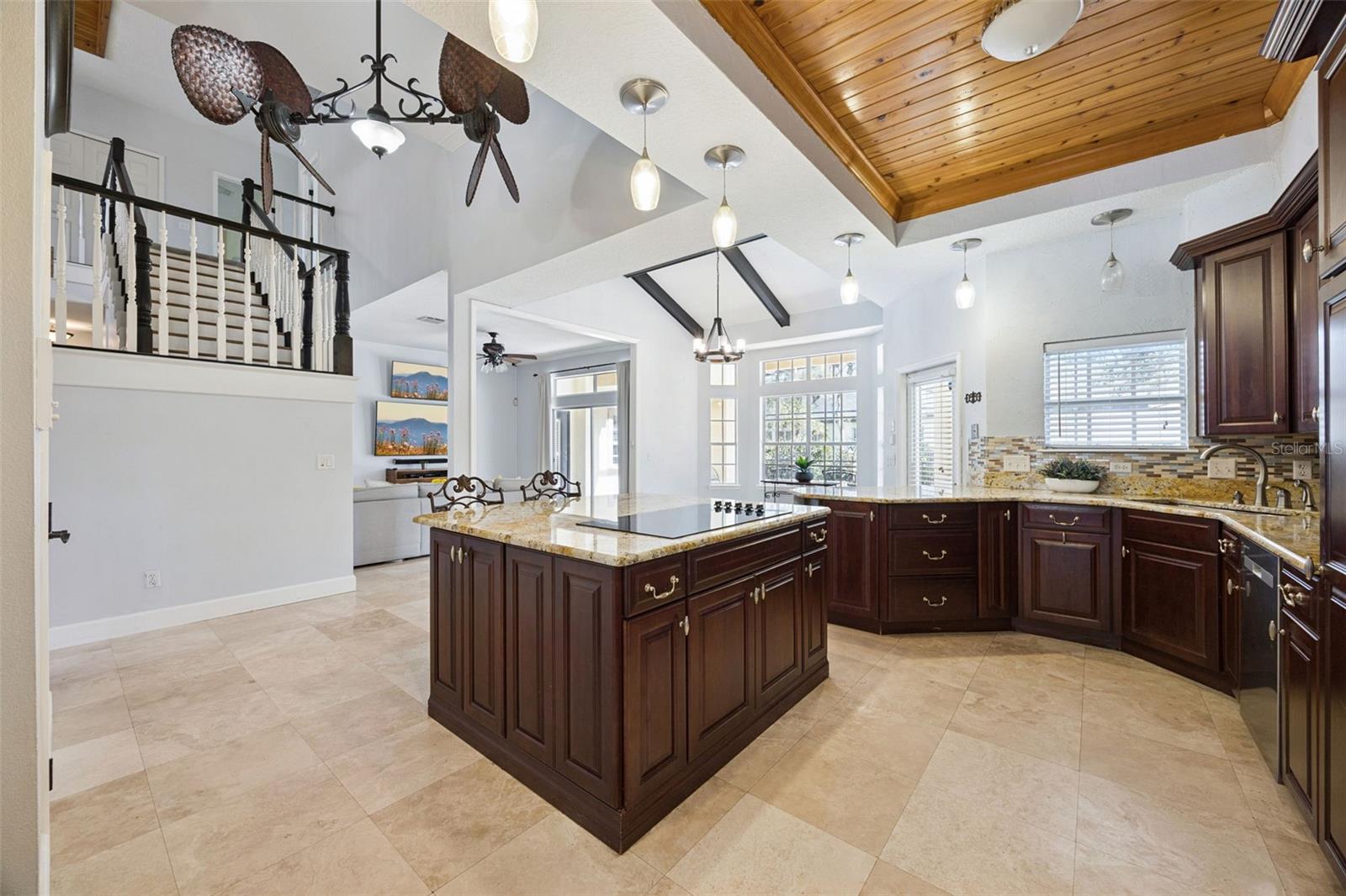 Image 26 of 53 For 8535 Summerville Place