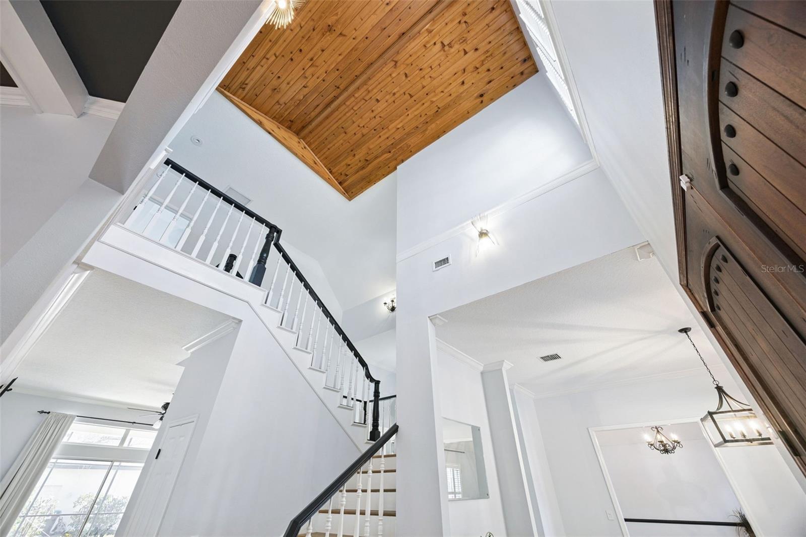 Image 4 of 53 For 8535 Summerville Place