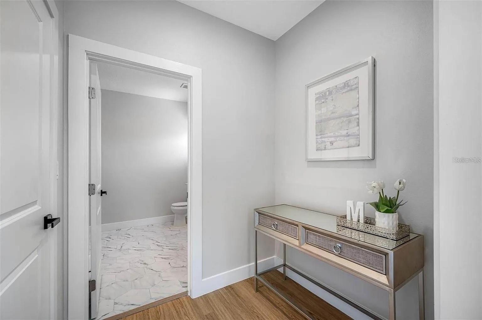 Image 19 of 37 For 1516 59th Street N