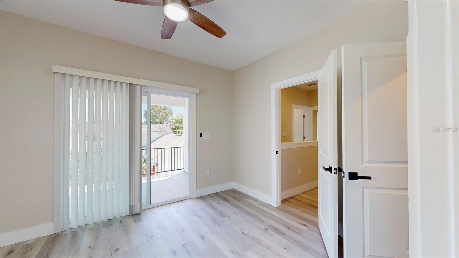 Image 26 of 37 For 1516 59th Street N