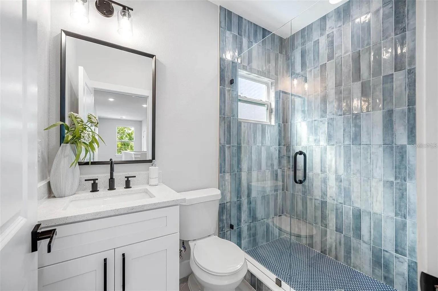 Image 7 of 37 For 1516 59th Street N