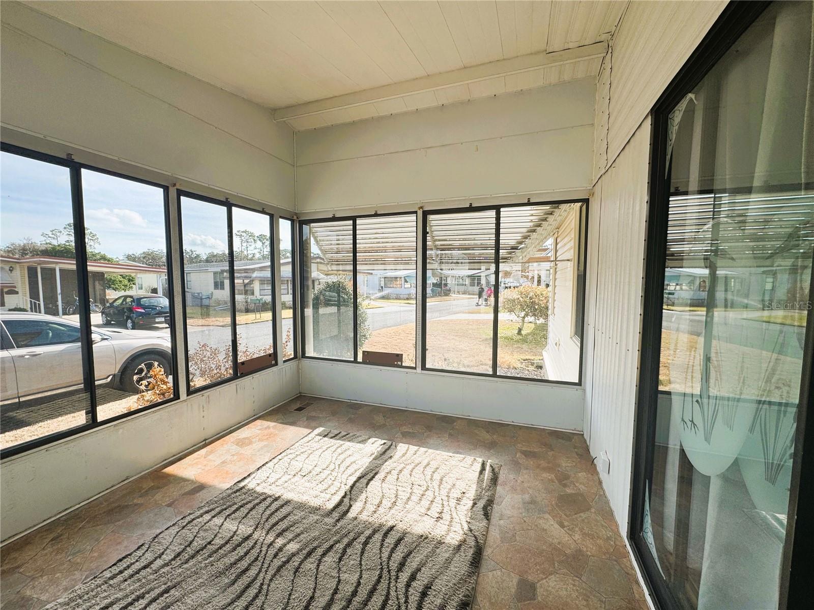 Image 12 of 37 For 133 Hibiscus Way