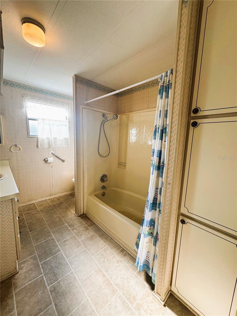 Image 19 of 37 For 133 Hibiscus Way