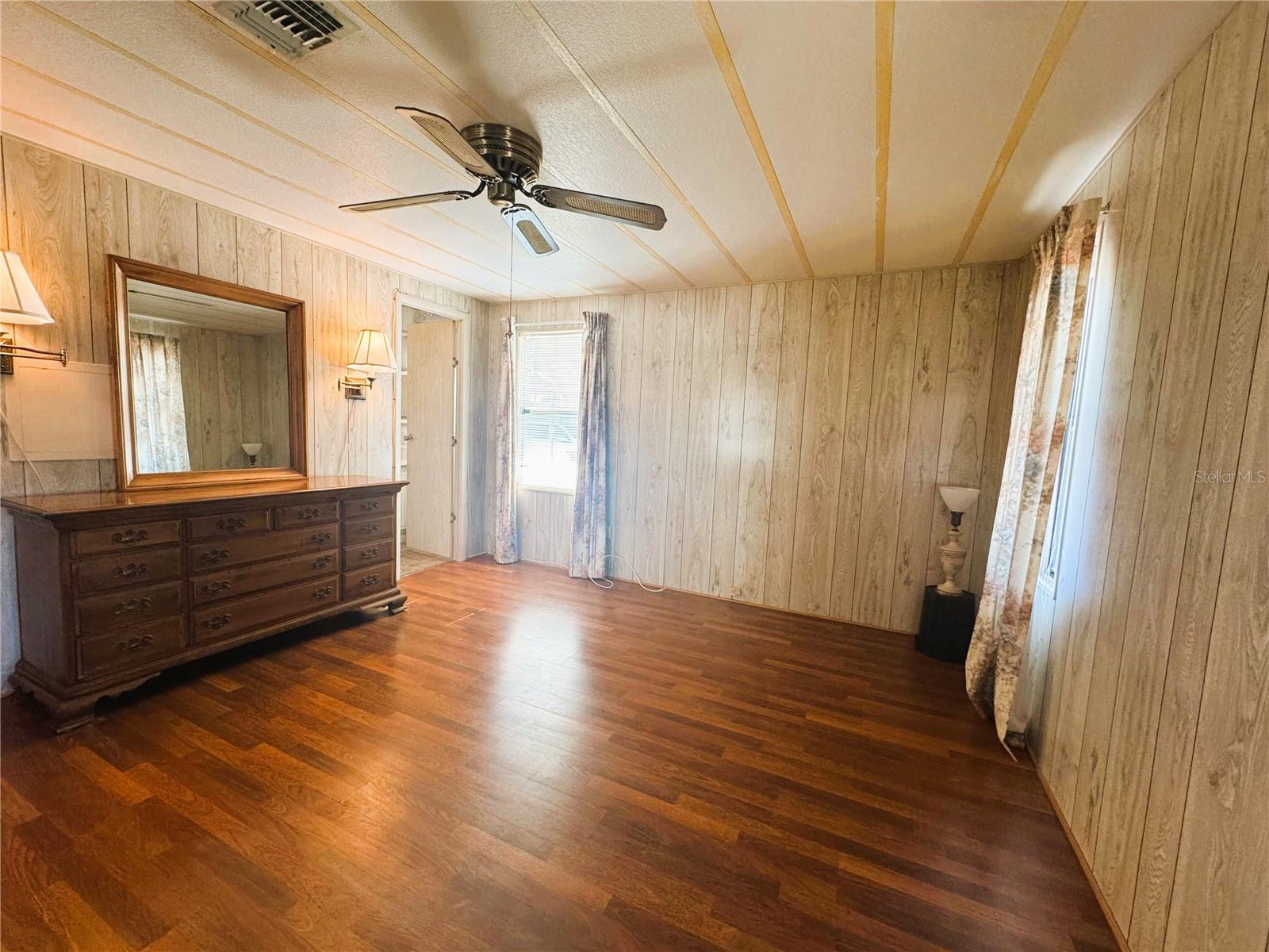 Image 27 of 37 For 133 Hibiscus Way