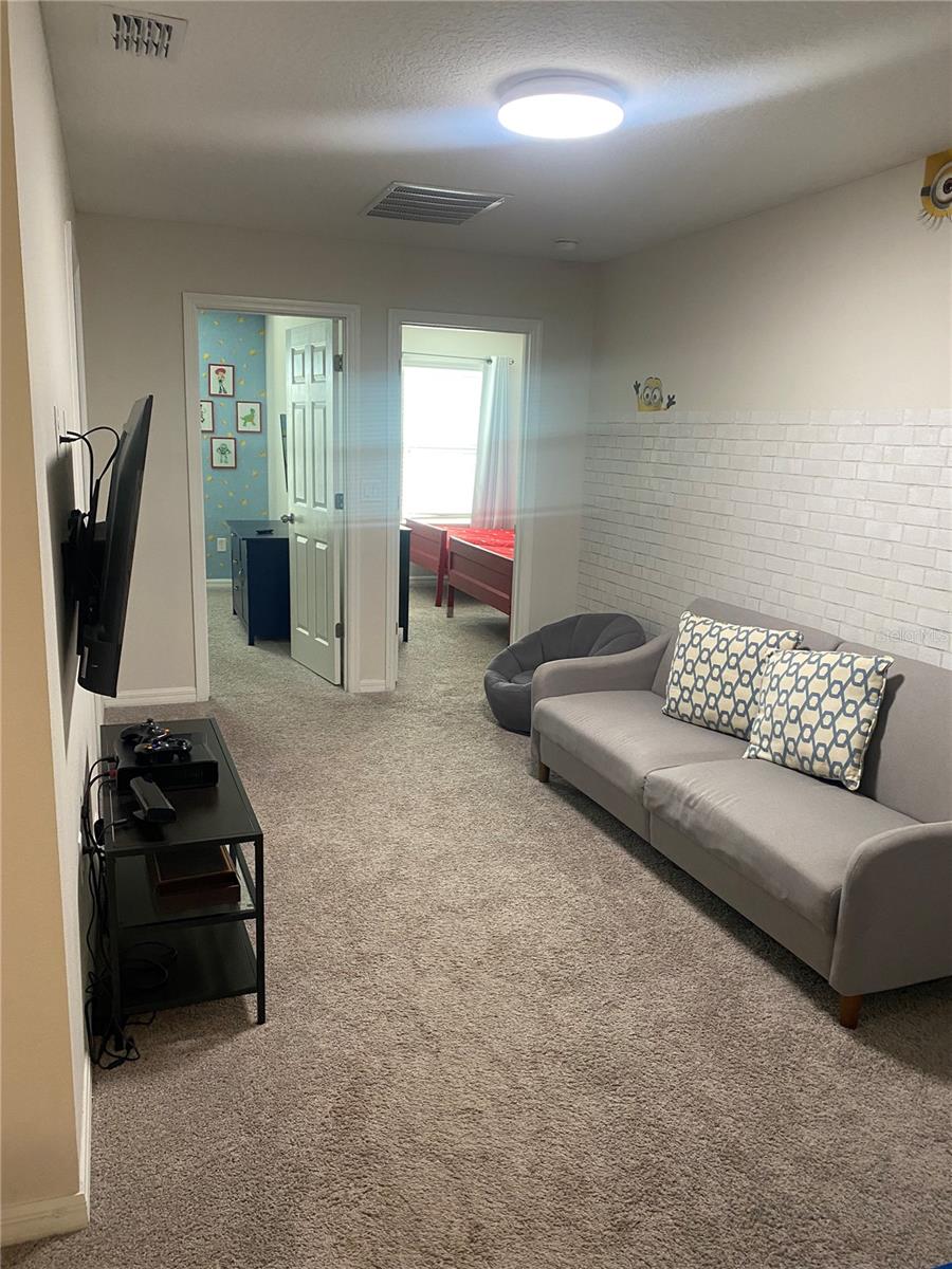 Image 26 of 34 For 1523 Carey Palm Circle