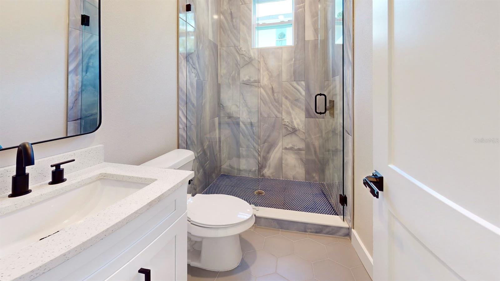 Image 30 of 68 For 1919 30th Avenue N