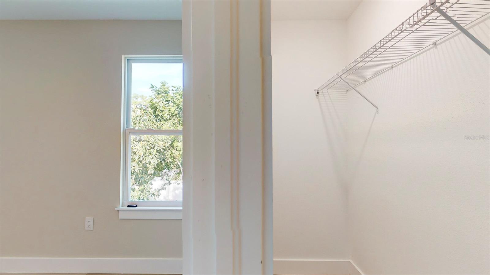 Image 42 of 68 For 1919 30th Avenue N