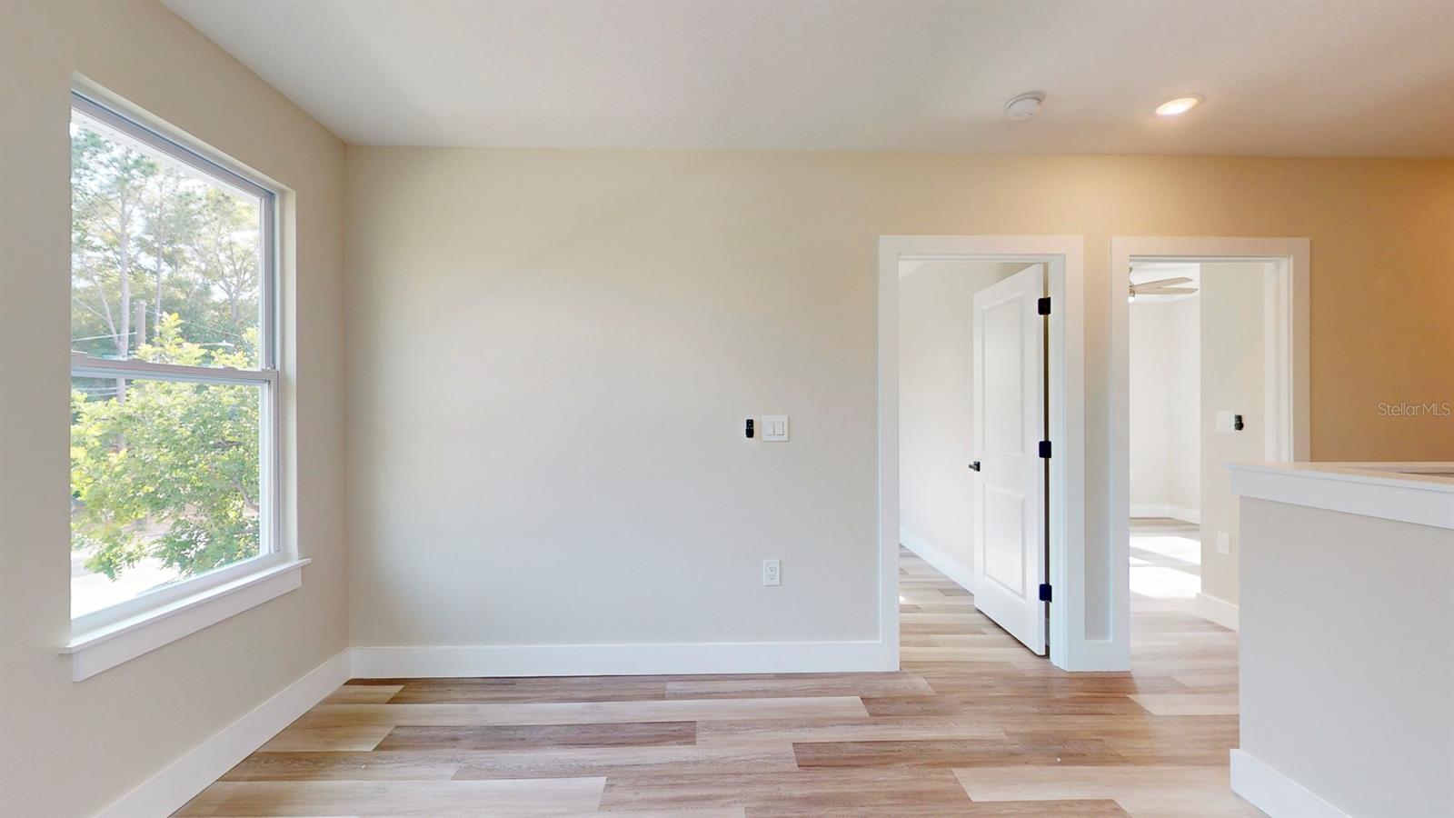 Image 44 of 68 For 1919 30th Avenue N