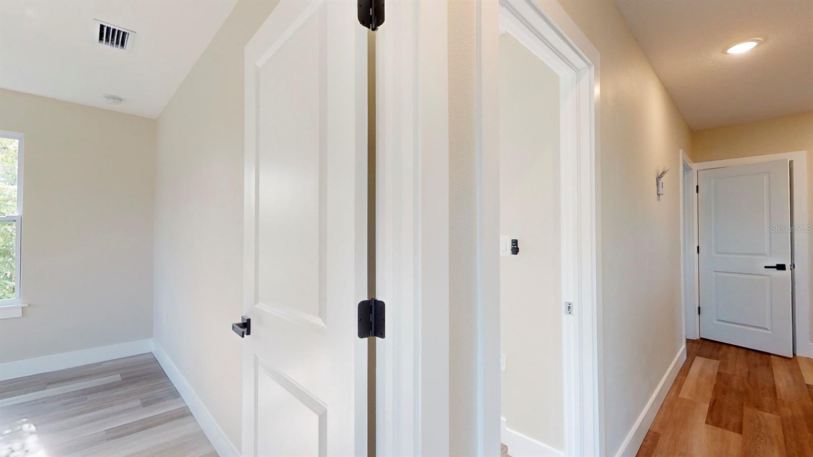 Image 50 of 68 For 1919 30th Avenue N