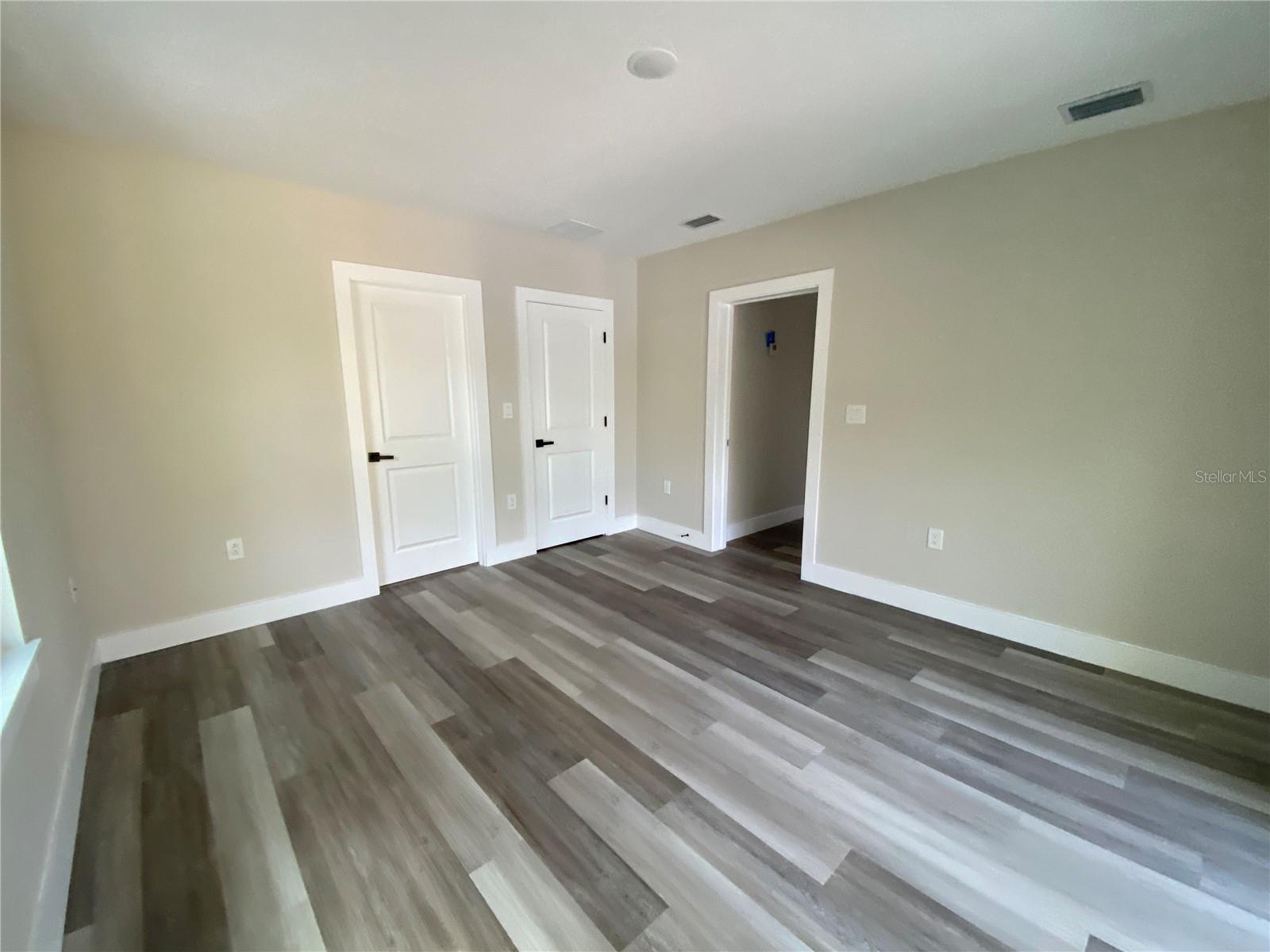 Image 60 of 68 For 1919 30th Avenue N