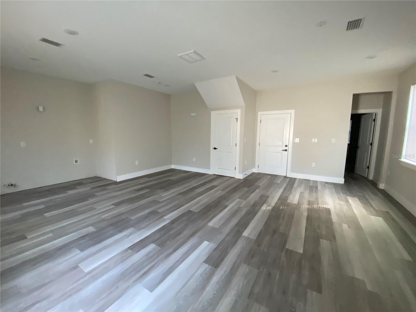 Image 62 of 68 For 1919 30th Avenue N