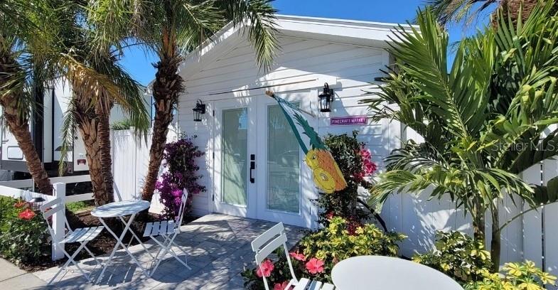 Image 4 of 40 For 3351 Bahia Vista Street