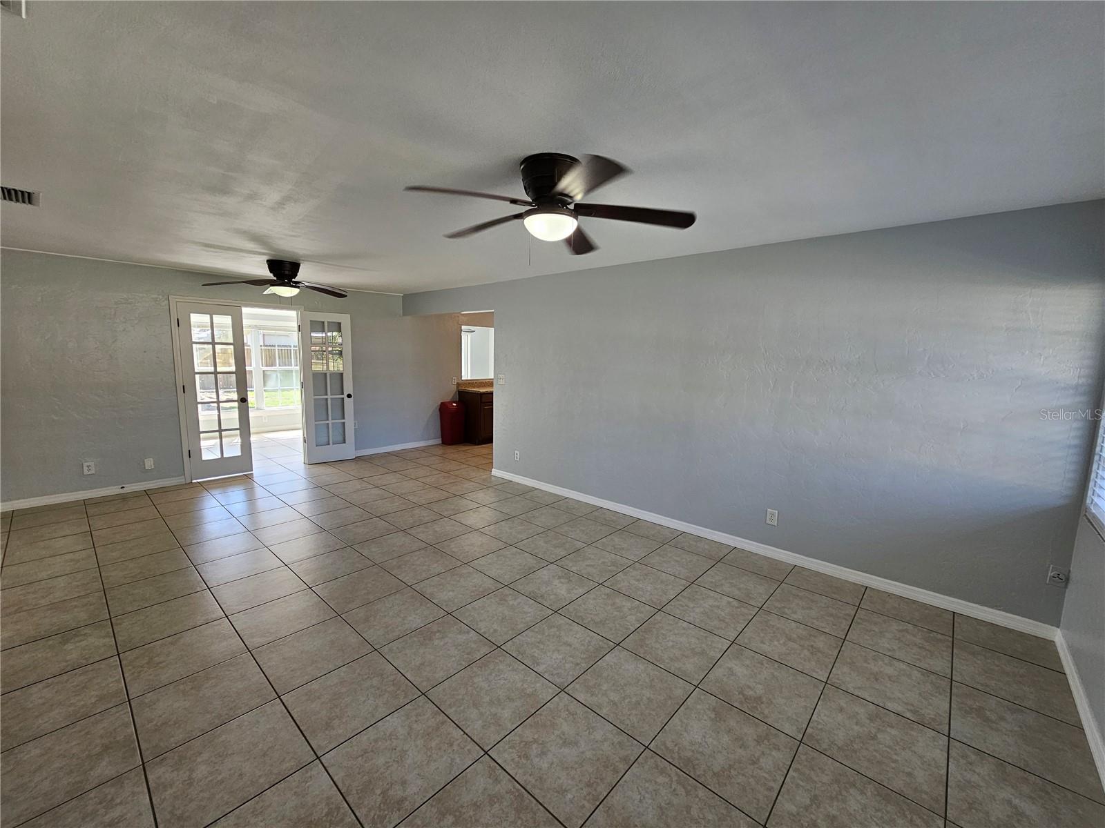 Image 4 of 26 For 3000 Browning Street