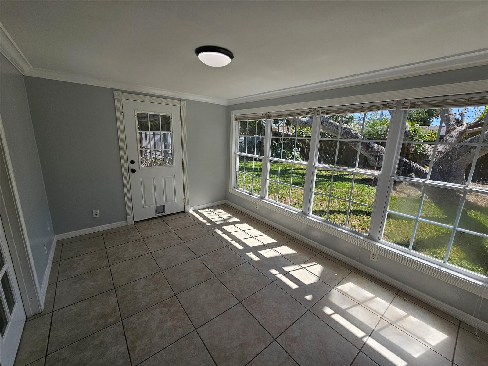 Image 8 of 26 For 3000 Browning Street