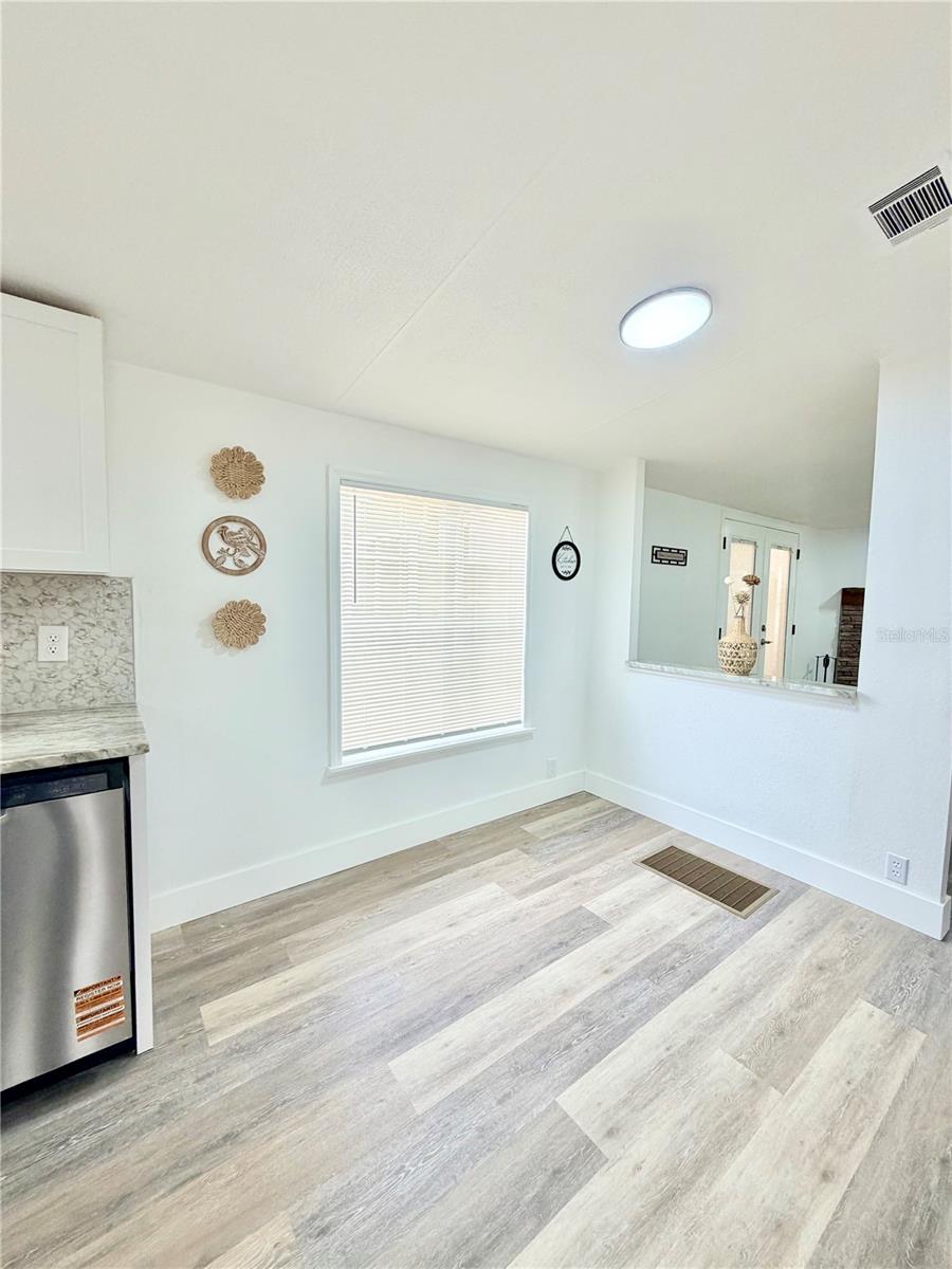 Image 13 of 26 For 14093 62nd Court