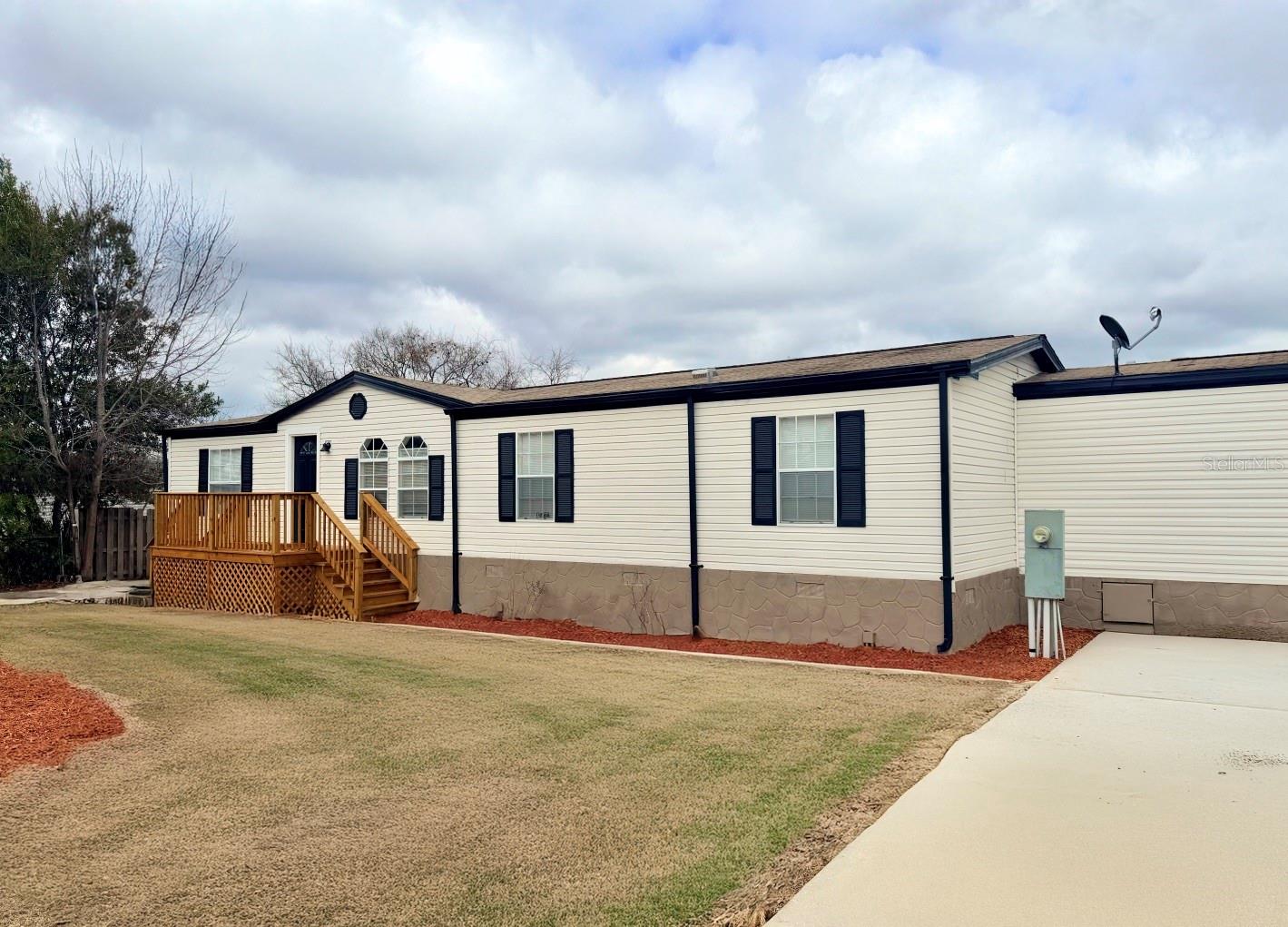 Image 2 of 26 For 14093 62nd Court