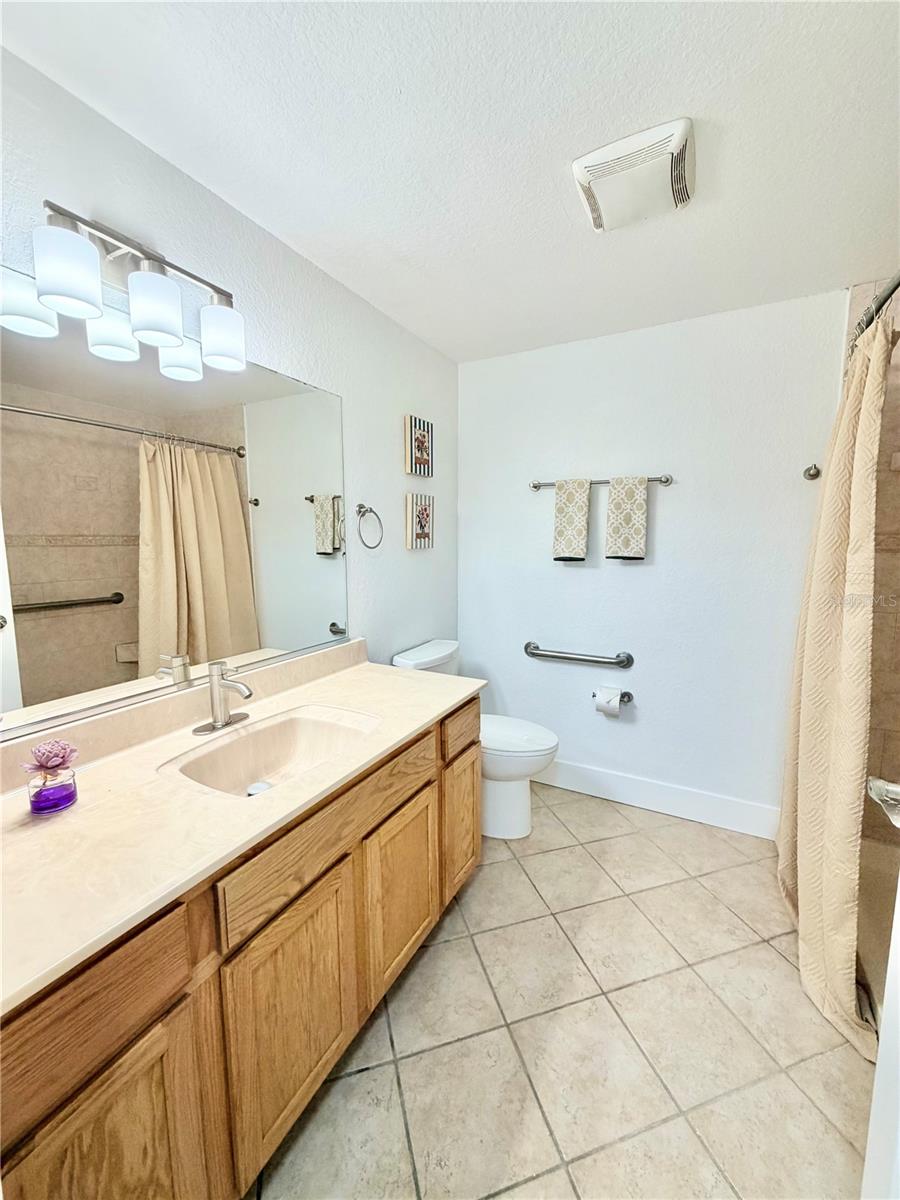 Image 21 of 26 For 14093 62nd Court