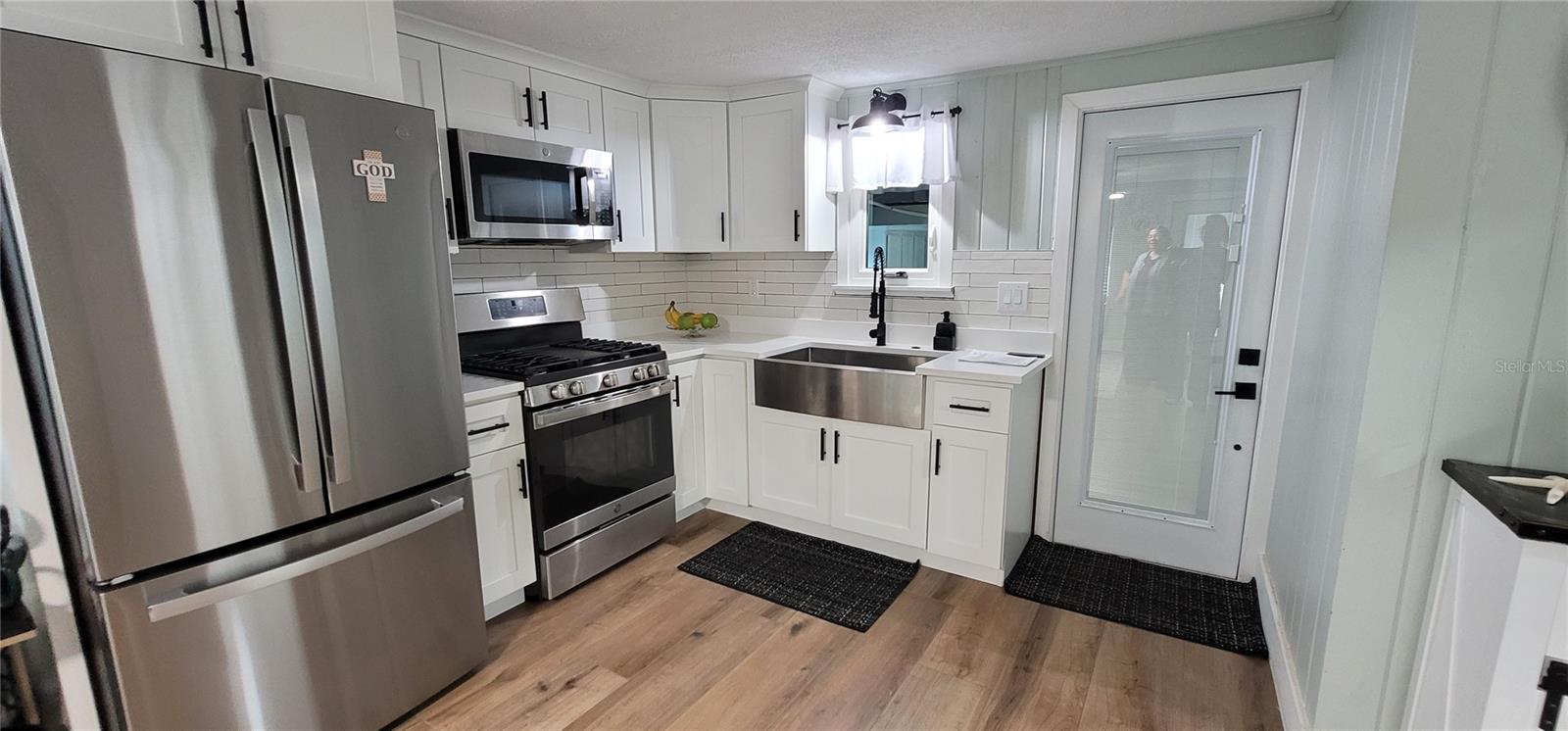 Image 10 of 41 For 3351 Bahia Vista Street