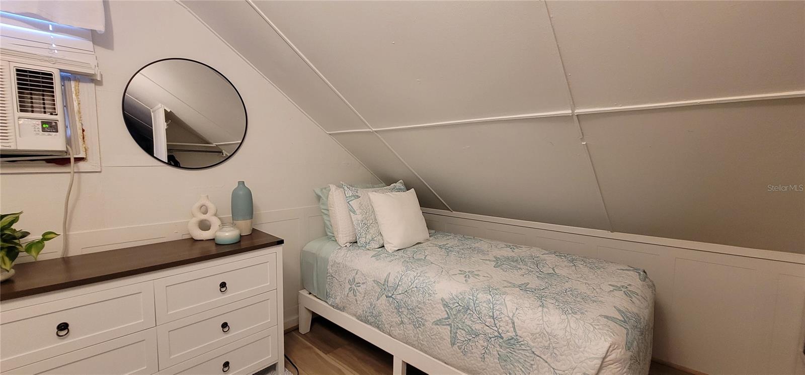 Image 20 of 41 For 3351 Bahia Vista Street