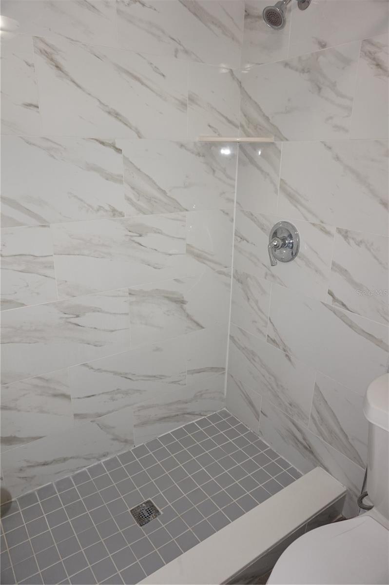 Image 9 of 9 For 1905 Caralee Boulevard 2