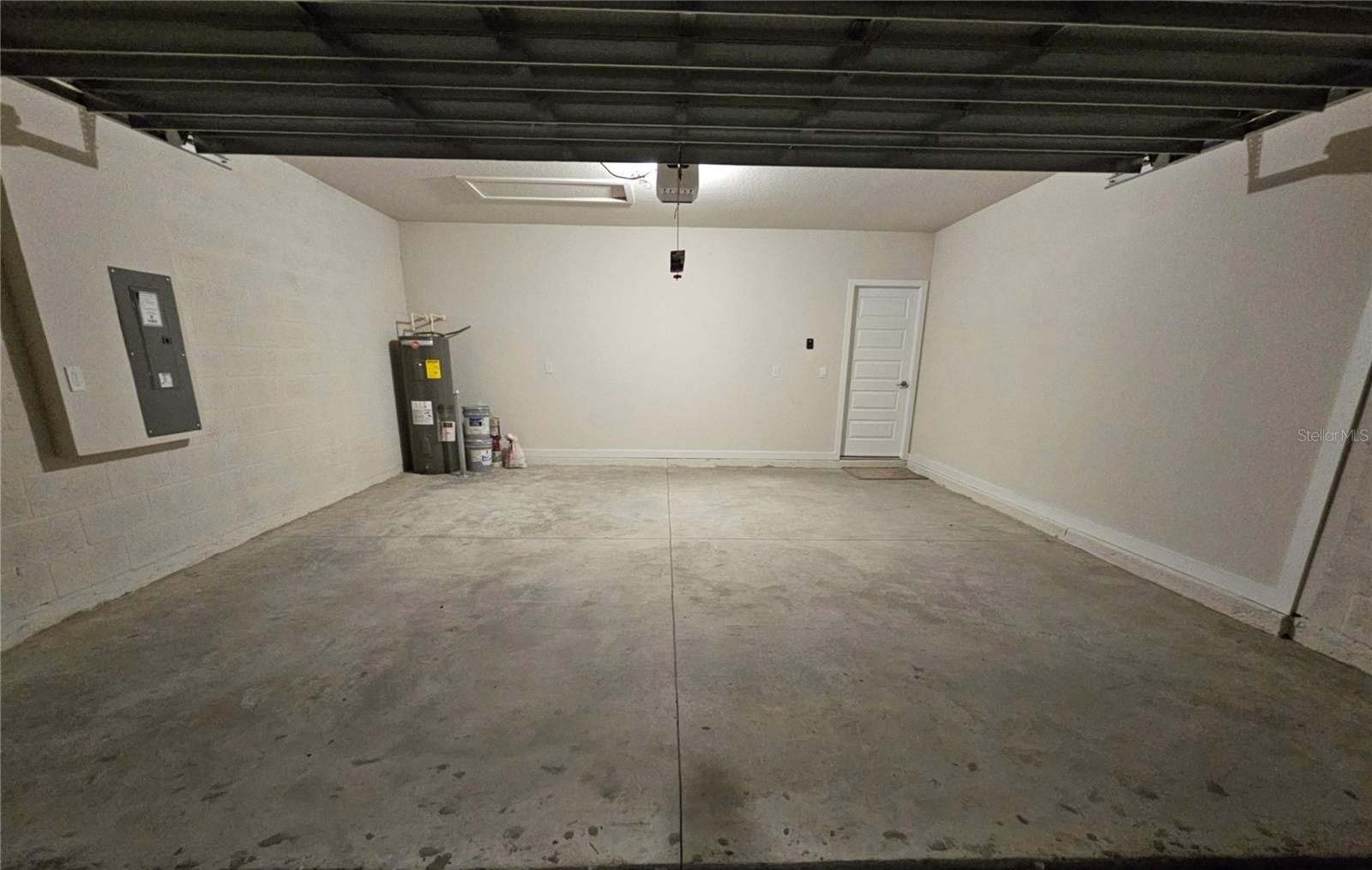 Listing photo id 19 for 18138 Wheathouse Place