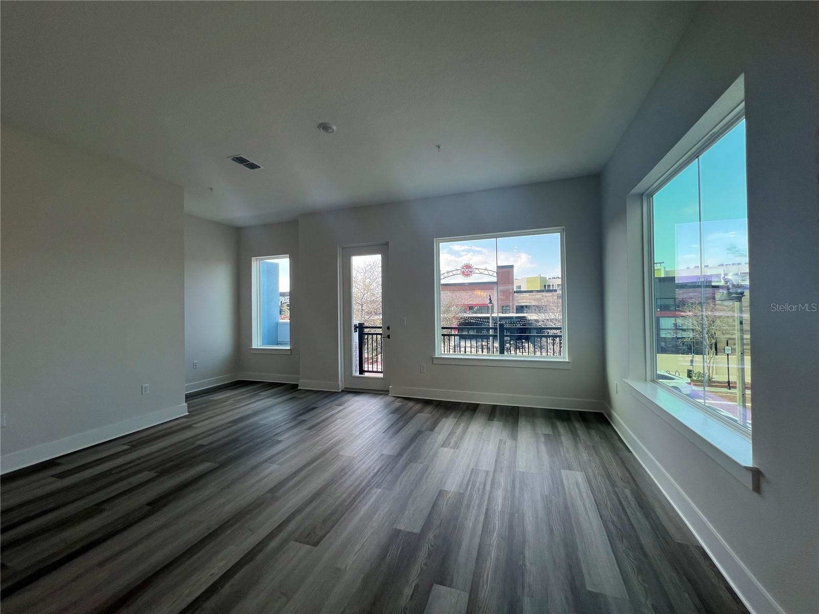 Image 11 of 78 For 891 City Walk Lane