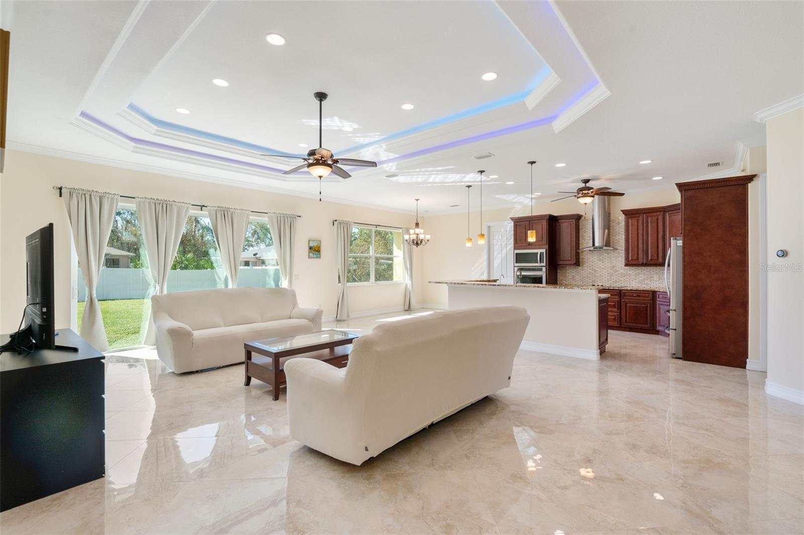 Image 11 of 49 For 1900 Colleen Street