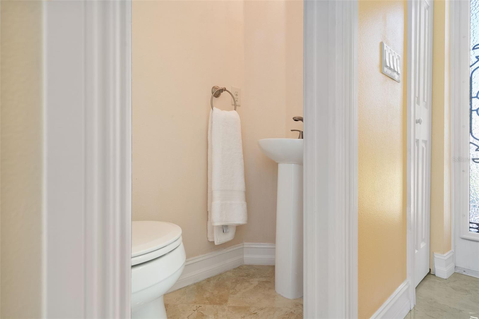 Image 44 of 49 For 1900 Colleen Street