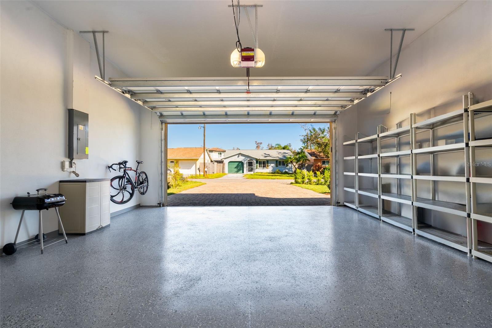 Image 47 of 49 For 1900 Colleen Street