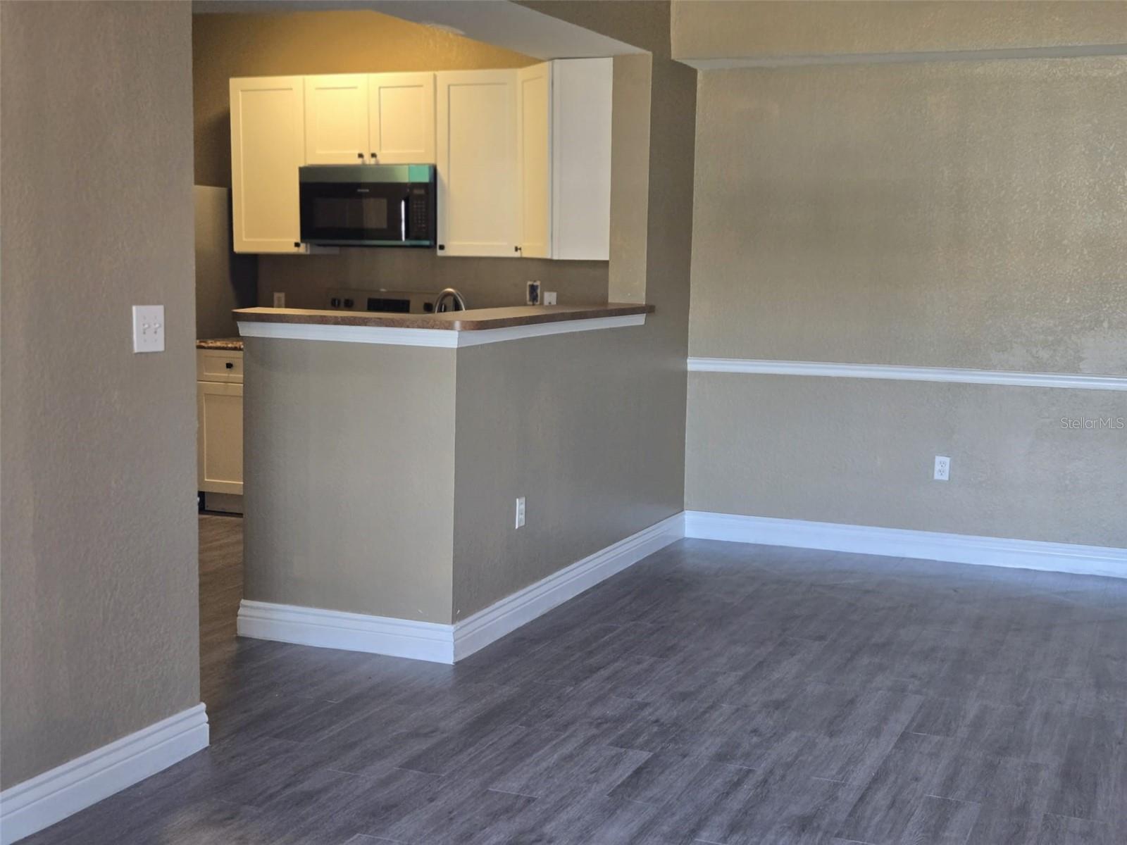 Image 10 of 17 For 3702 Palm Desert Lane 5422