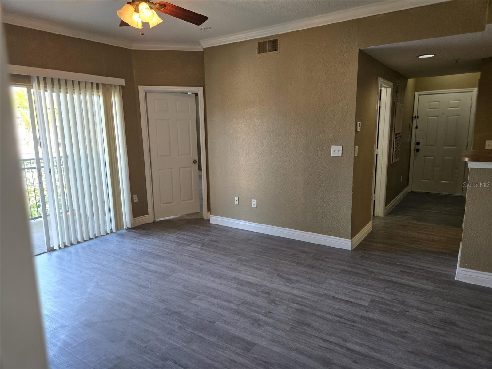 Image 11 of 17 For 3702 Palm Desert Lane 5422