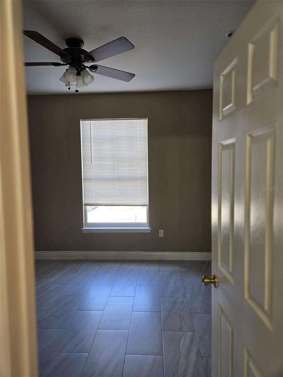 Image 12 of 17 For 3702 Palm Desert Lane 5422