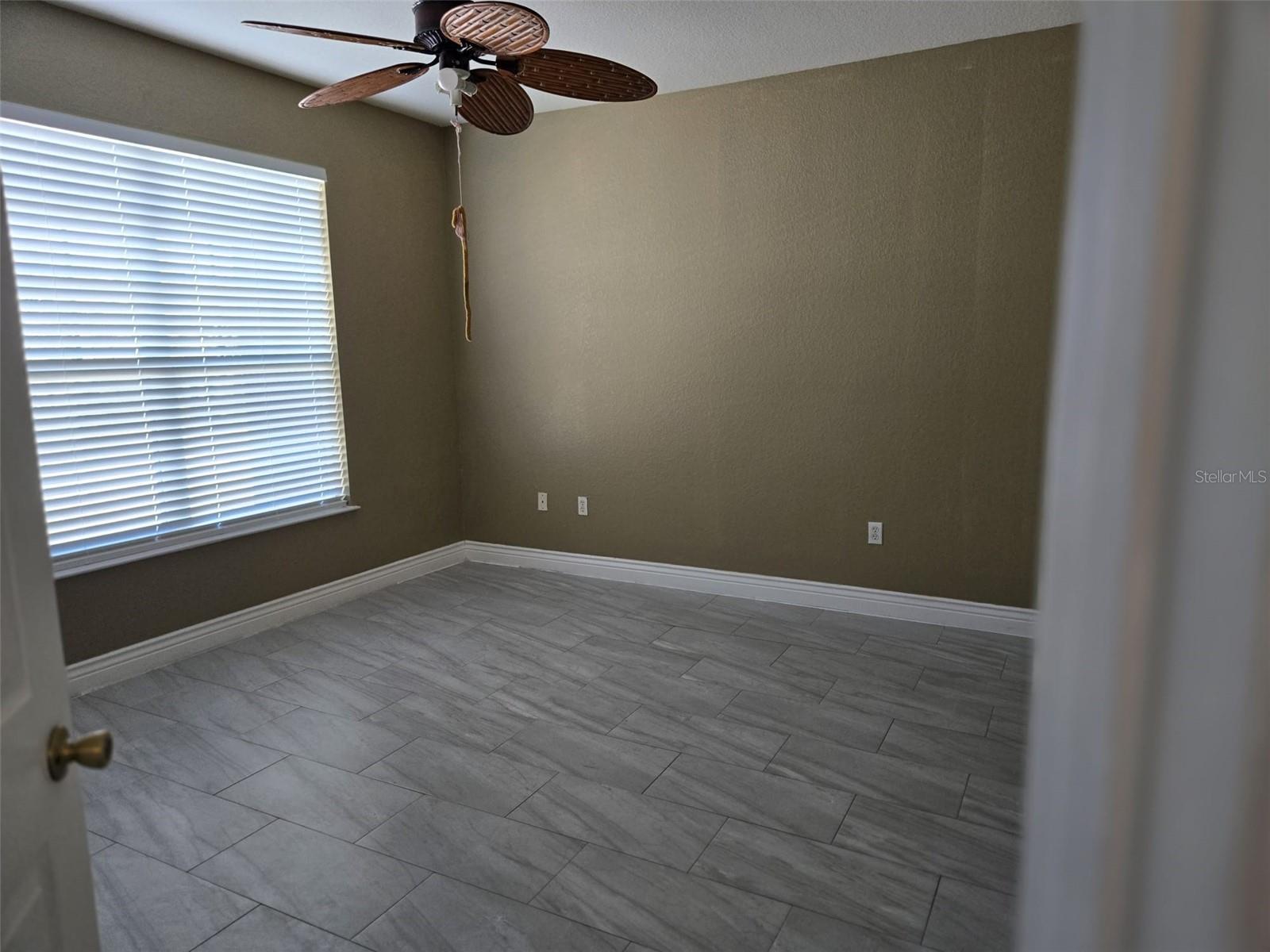 Image 14 of 17 For 3702 Palm Desert Lane 5422