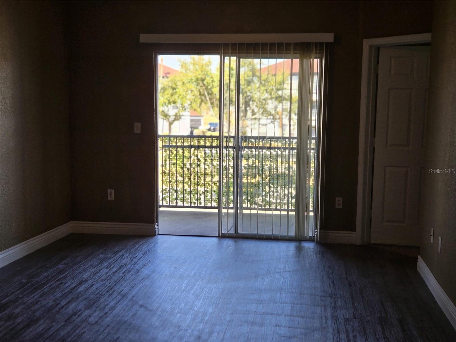 Image 9 of 17 For 3702 Palm Desert Lane 5422