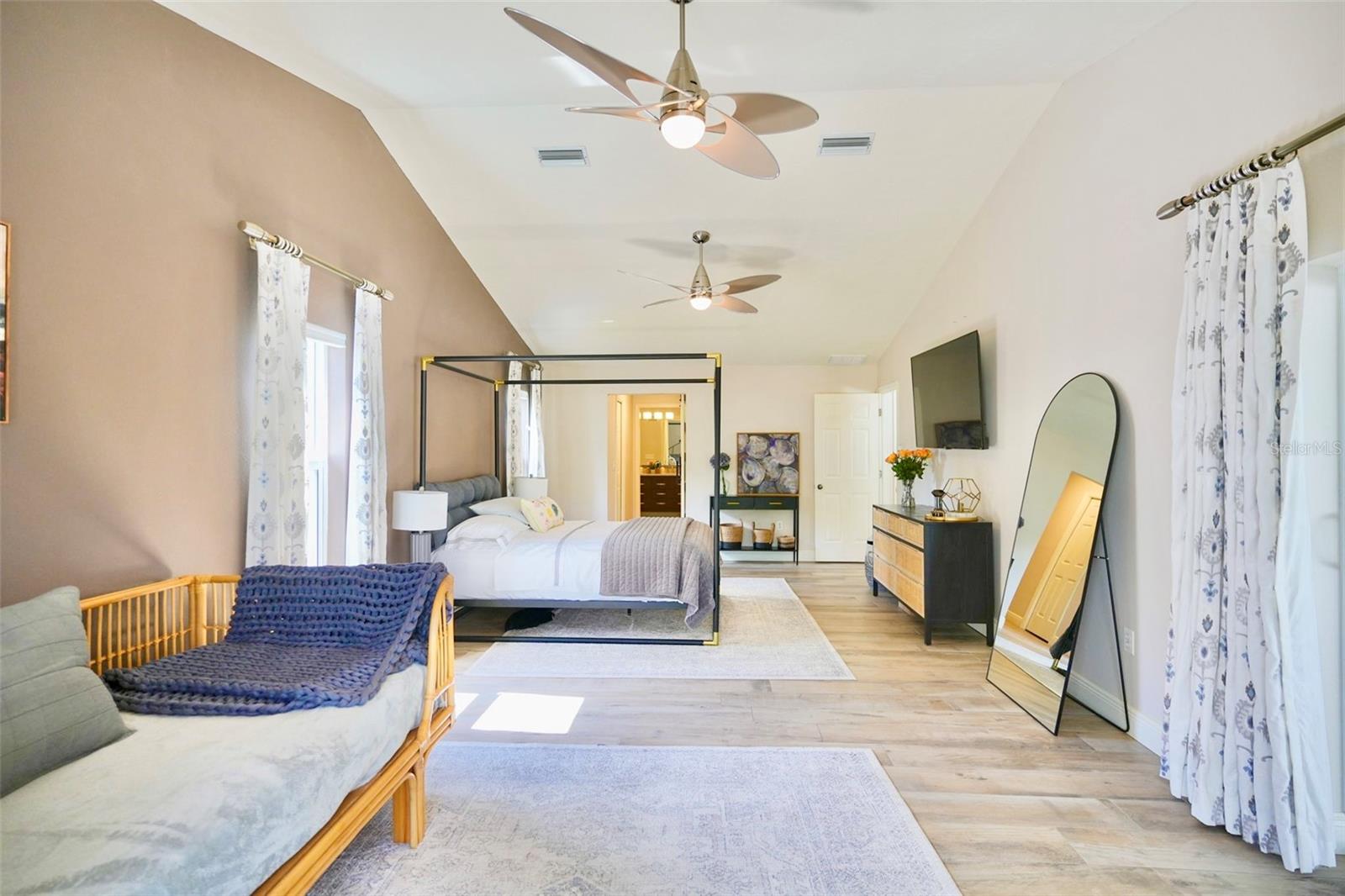 Image 28 of 92 For 4717 Trails Drive