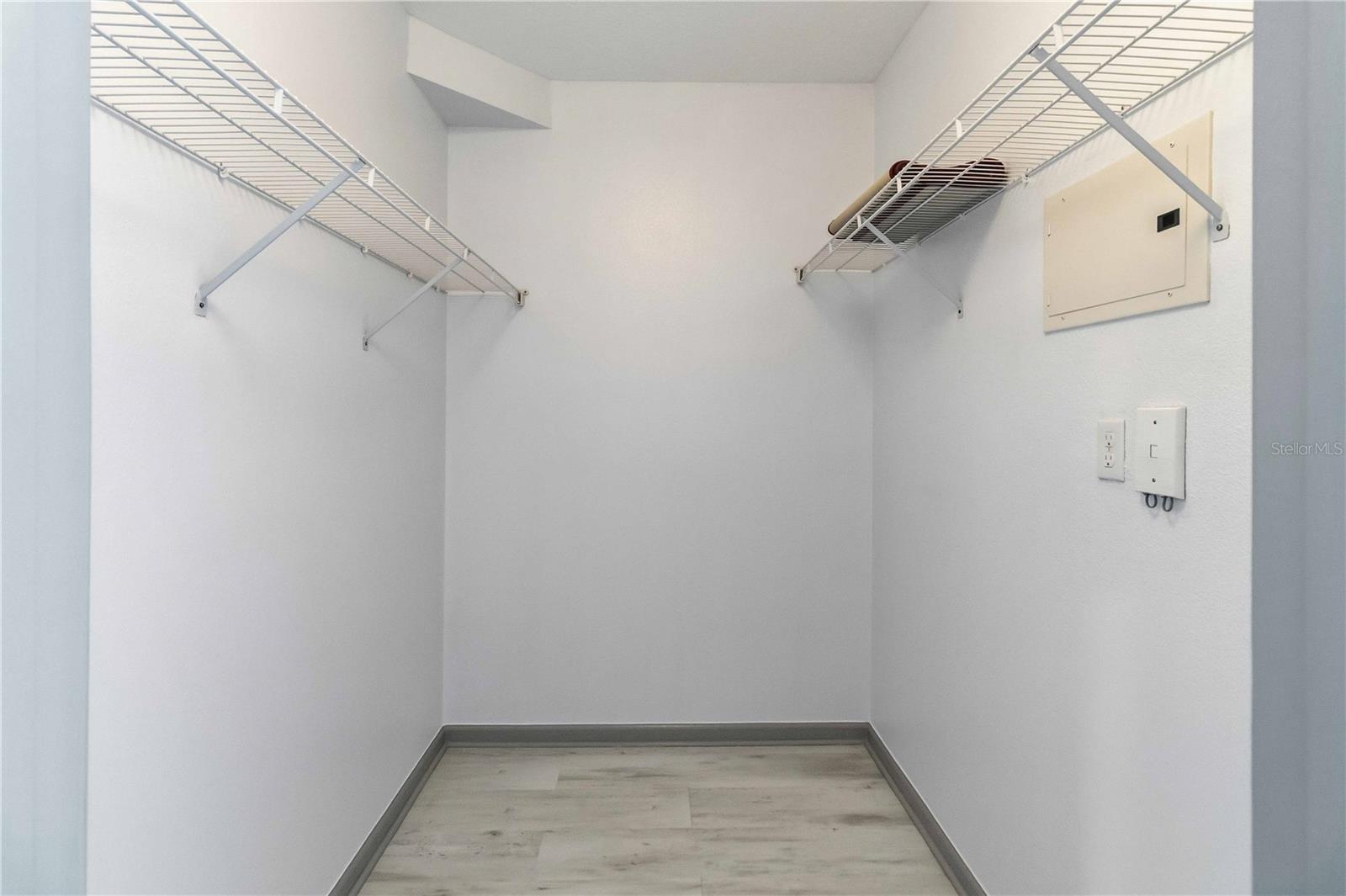 Image 19 of 28 For 322 Central Boulevard 1013