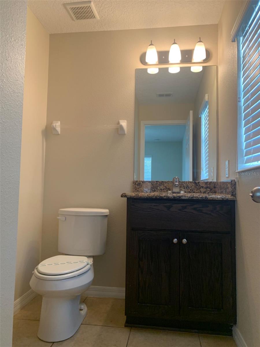 Image 10 of 12 For 521 Montana Avenue