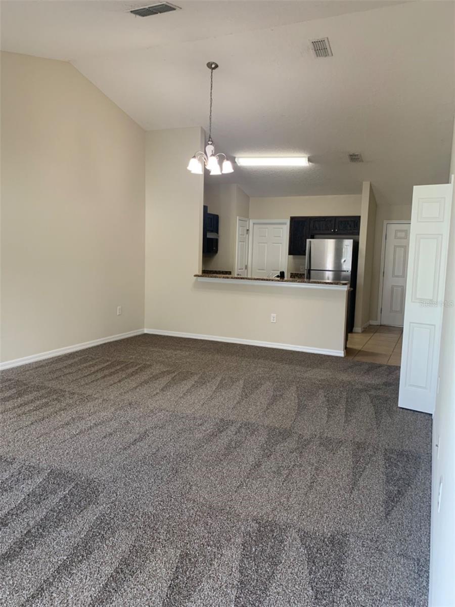 Image 4 of 12 For 521 Montana Avenue