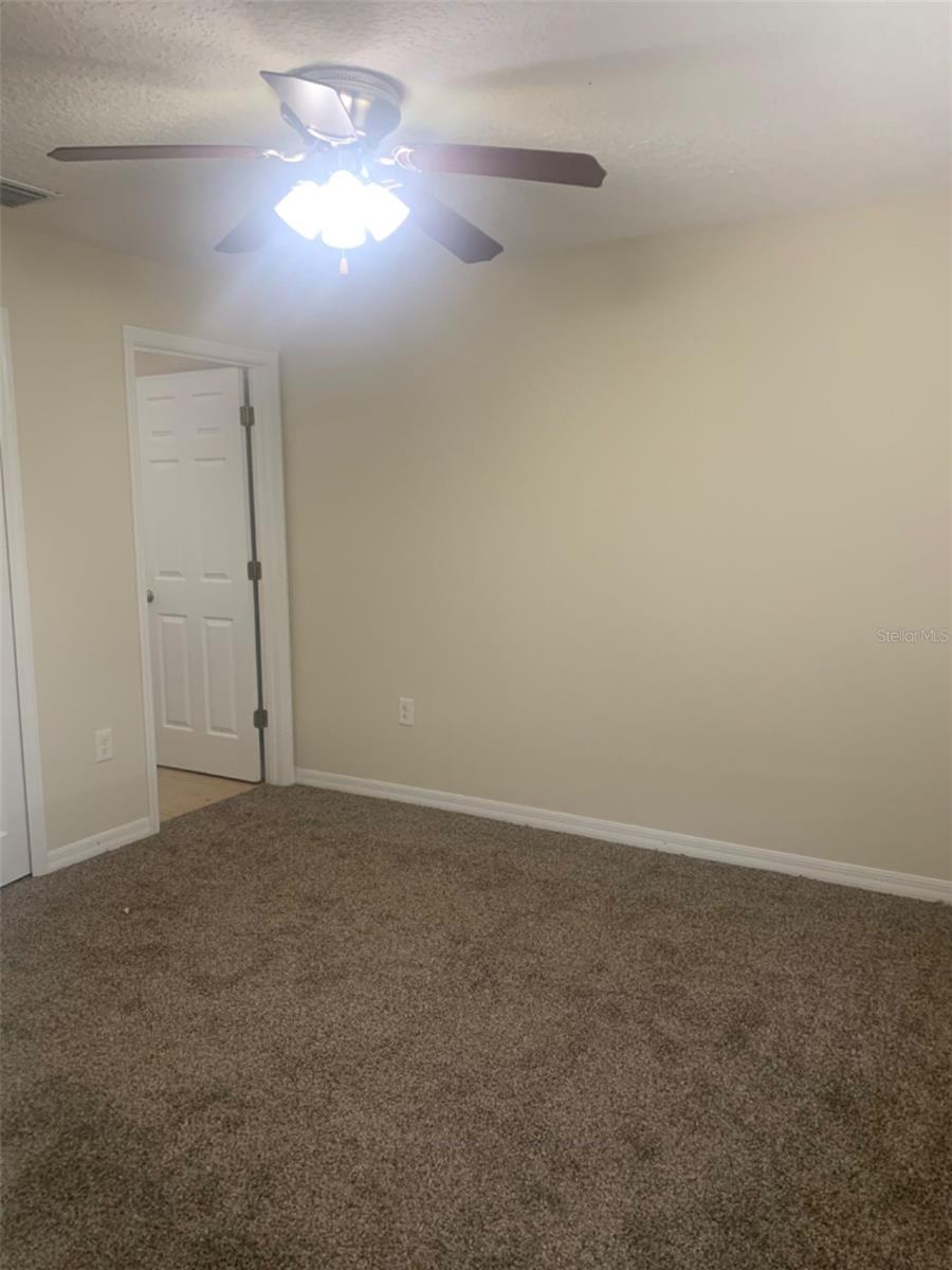 Image 8 of 12 For 521 Montana Avenue