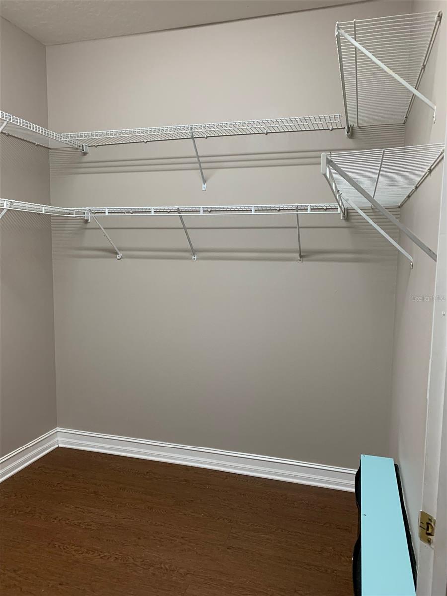 Image 14 of 33 For 3327 Bracken Fern Drive