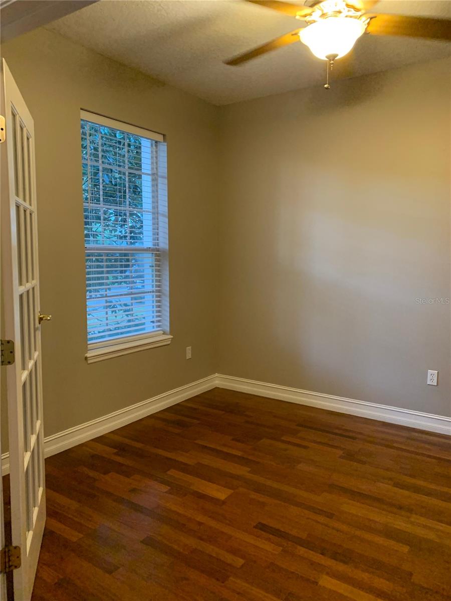 Image 19 of 33 For 3327 Bracken Fern Drive