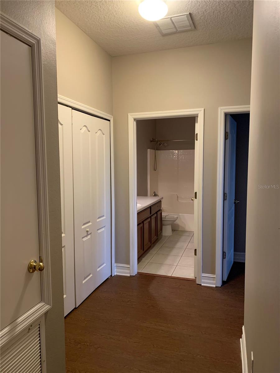 Image 23 of 33 For 3327 Bracken Fern Drive